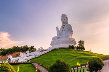Huay Pla Kang Tapınağı veya Wat Huay Pla Kang Çin usulü, Chiangrai, Tayland