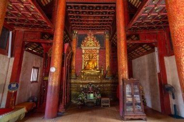 Wat Ton Kain veya Ton Kain tapınağı (Wat Intrarawat), Antik tapınak, ahşap şapel, Chiangmai, Tayland