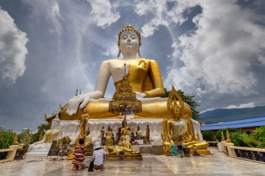 Wat Phra Doi Kham, Chiang Mai, Tayland 02: 2019