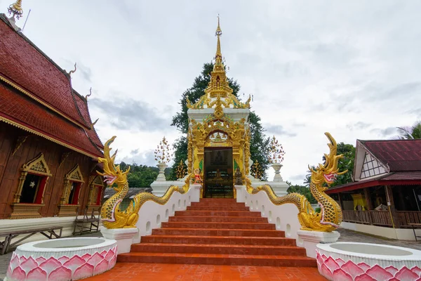 Wat Song Yot Egy Gyönyörű Régi Templom Völgy Közepén Mae — Stock Fotó