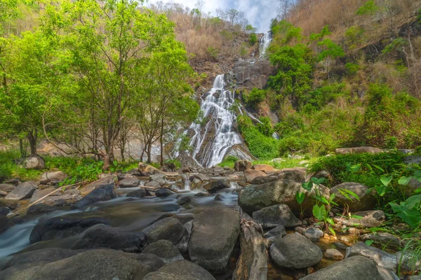 Водопад Дам Тао Красивый Водопад Глубоком Лесу Национальном Парке Клонг — стоковое фото