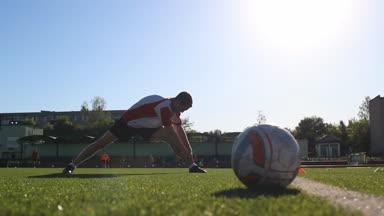 Futbolcu daha önce eğitim egzersiz