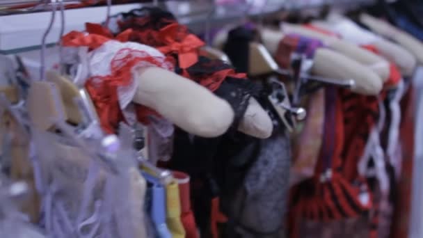 Tienda con productos sexuales, tiendas de sexo — Vídeos de Stock
