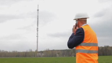 Evet ve telefon anten doğru seyir Müfettiş adam