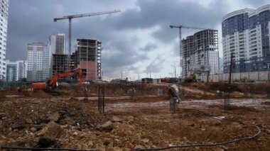 Bir yerleşim bölgesinde evleri inşaatı