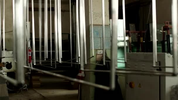 Magasin Pour Production Fabrication Fenêtres Pvc Cadres Métalliques Accrochés Dans — Video