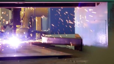 Plazma kesme metal bir modern lazer makine, yakın çekim, plazma metal kesme, makine imalatı