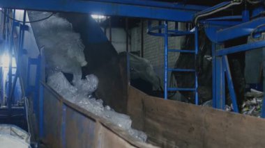 Şirket, polietilen torbalar konveyör içinde geri dönüşüm eski çöp