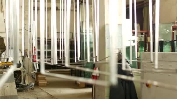 Магазин Виробництву Виготовленню Вікон Пвх Металеві Рами Висять Майстерні Подальшого — стокове відео