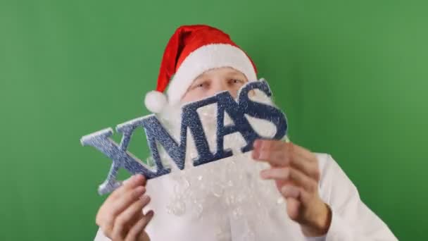 Happy man like a Santa Claus, xmas and christmas 2019, on green Chroma key — Stock Video