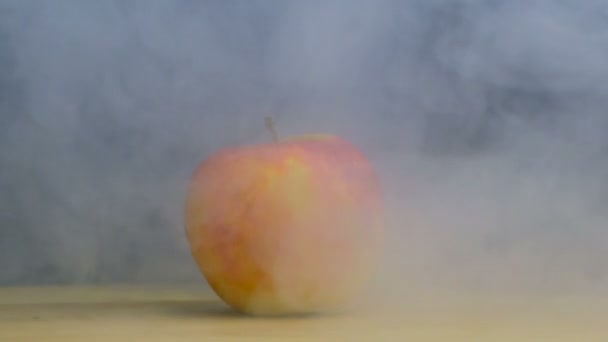 Fruta Fresca Saudável Cultivada Fazenda Estufa Tiro Estúdio Fundo Preto — Vídeo de Stock