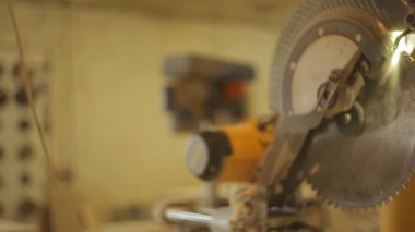 Ahşap gördüm, yakın çekim, ahşap Atölyesi, kereste fabrikası