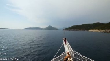 Denizde Timelapse cruise gemi yelken