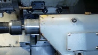 Modern metal tornalı metal parça, otomatik makine-aracı, sınaî-metal işleme-biler