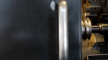 Modern metal tornalı metal parça, otomatik makine-aracı, sınaî-metal işleme-biler