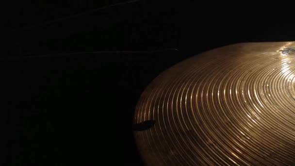 Close up of a crash cymbal as it is performed — Stock Video