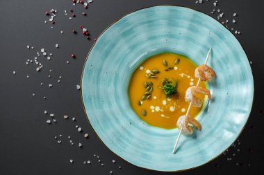 kremalı balkabağı çorbası