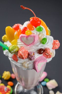 Milkshake marshmallow ile