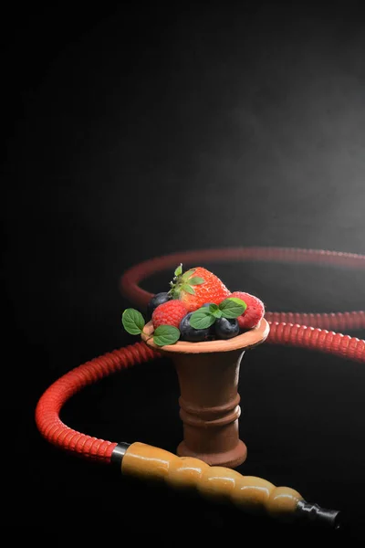 Vodní dýmka Berry kouře — Stock fotografie