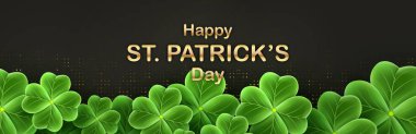 Yonca yaprağı San Patricks Günü kartı. Shamrock çim duvar kağıdı. Yatay tatil afişi. Şanslı İrlandalı çiçek. İskoç süsleme.