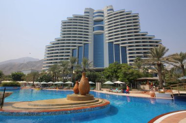 Hotel Le Meridien Al Aqah, Birleşik Arap Emirlikleri Güney Bölge Hint Okyanusu tarafından. 