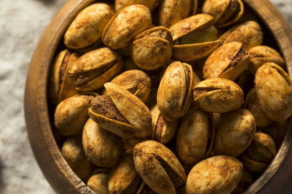 Homemade Spicy Shelled Pistachios Bowl — Stock Photo, Image