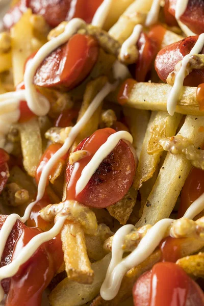 Frites Salchipapa Péruviennes Maison Avec Ketchup Mayo Moutarde — Photo