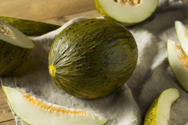 Ham yeşil organik Santa Claus Melon yemeye hazır