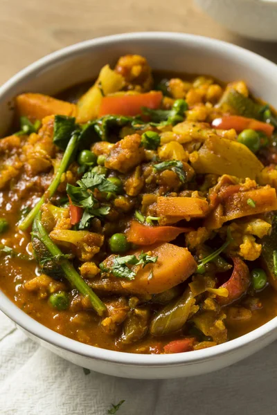 Wegańskie Pikantne Domowe Warzyw Curry Ryżem Naan — Zdjęcie stockowe