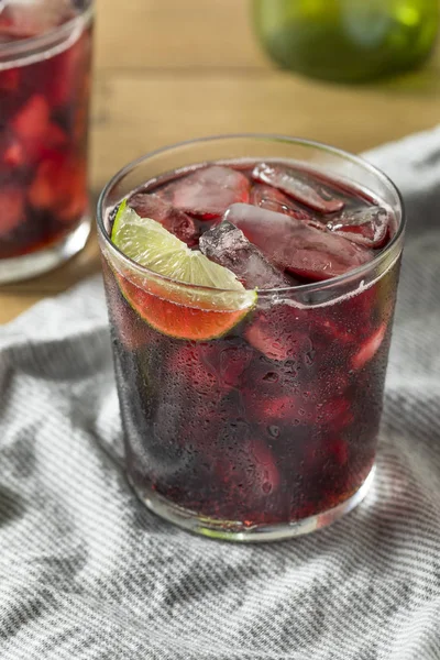 Alcoholic Red Wine and Cola Cocktail with Lime