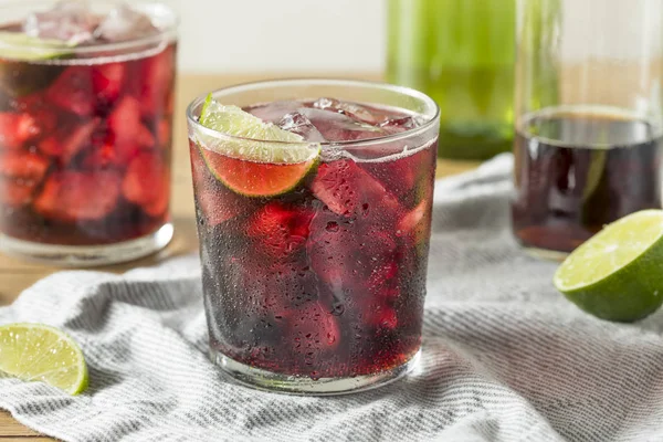 Alcoholic Red Wine Cola Cocktail Lime — Stock Photo, Image
