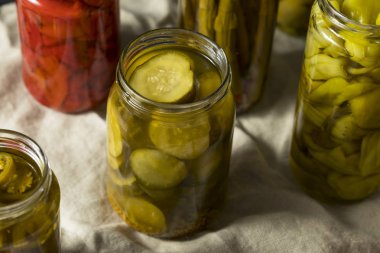 Ev yapımı Turşu sebze kavanoz hazır yemek