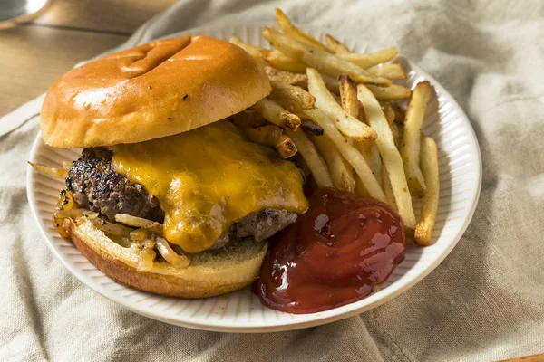 Cheeseburgers Caseiros Cebola Frita Oklahoma Com Cheddar — Fotografia de Stock