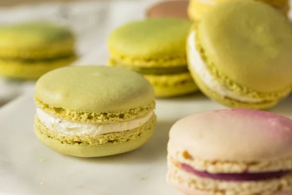 Bunte Hausgemachte Süße Französische Macarons Zum Dessert — Stockfoto