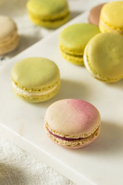 Bunte Hausgemachte Süße Französische Macarons Zum Dessert — Stockfoto