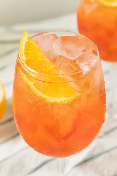 Aperol Spritz Alcohólico Con Champán Naranjas — Foto de Stock