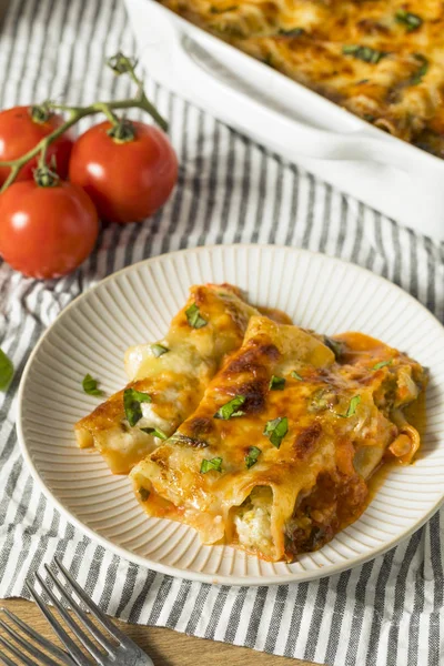 Baked Stuffed Vegetarian Cannelloni Broccoli Basil Cheese — Stock Photo, Image