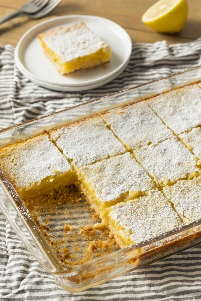 Sweet Homemade Lemon Bars Powdered Sugar Dessert — Stock Photo, Image