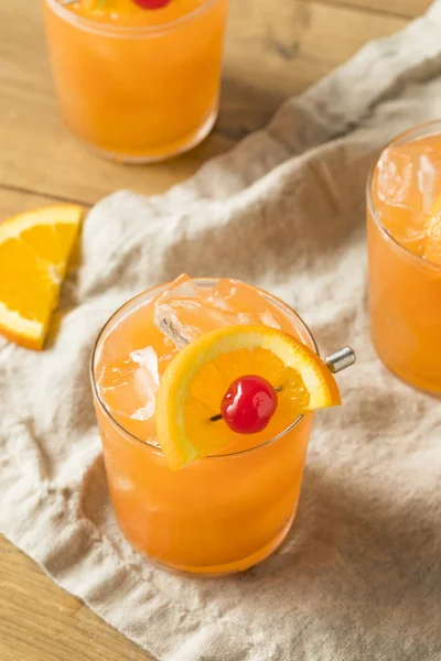 Rum Alcolico Dolce Swizzle Con Arancia Pineapple — Foto Stock