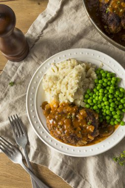 Ev yapımı lezzetli Salisbury biftek köfte ve patates püresi ile
