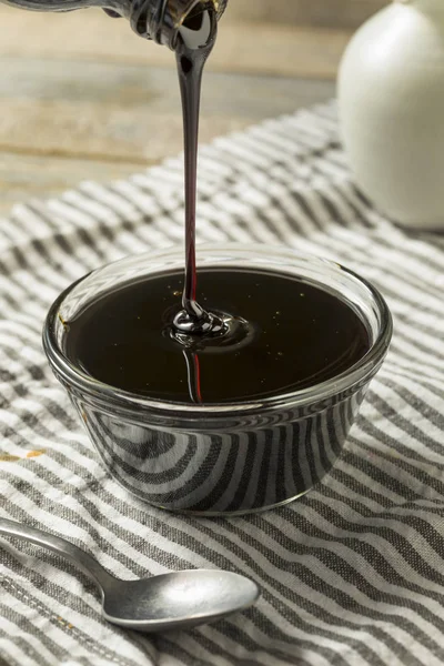 Organic Black Cane Sugar Molasses Bowl — Stock Photo, Image