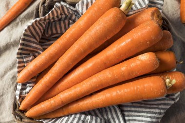 Ham organik portakal havuç hazır Cook için