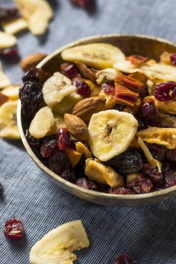 Kiraz ve muz ile organik Kuru meyve Trail Mix