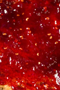 Sağlıklı ev yapımı frambuaz reçeli korumak yemeye hazır