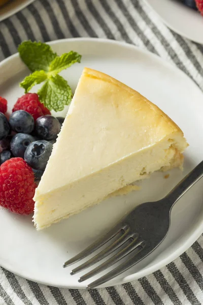 Homemade New York Cheesecake Berries Mint — Stock Photo, Image