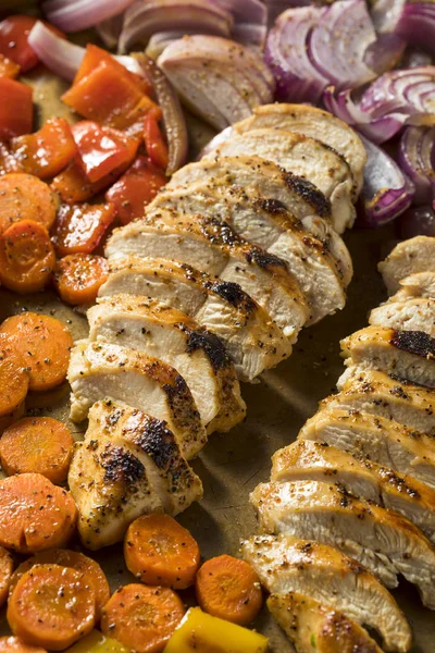 Pollo Casero Hoja Keto Con Las Verduras Del Arco Iris —  Fotos de Stock