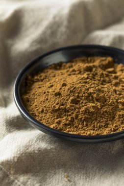 Bir kase içinde organik Çince beş baharat