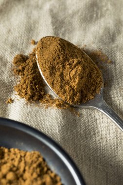 Bir kase içinde organik Çince beş baharat