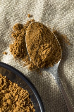 Bir kase içinde organik Çince beş baharat