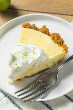 Tatlı ev yapımı limonlu turta lezzet ve krema ile